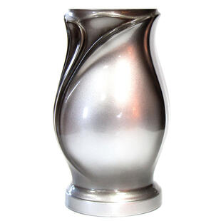 Серебряная ваза из полимербетона 03